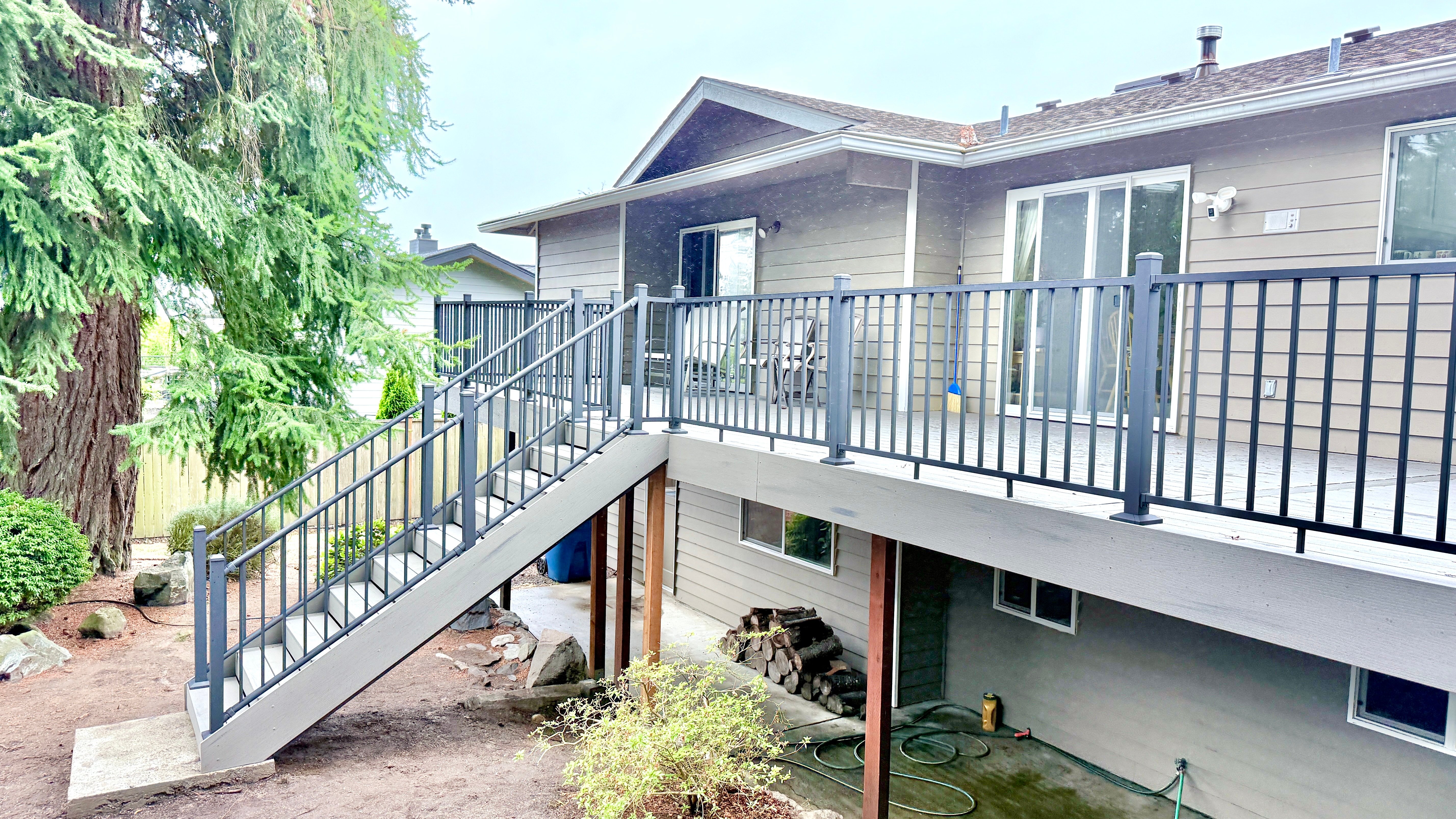 Composite Deck Renovation Edmonds Lynnwood Bothell Mill Creek Shoreline Kirkland Bellevue Woodenville&nbsp;
